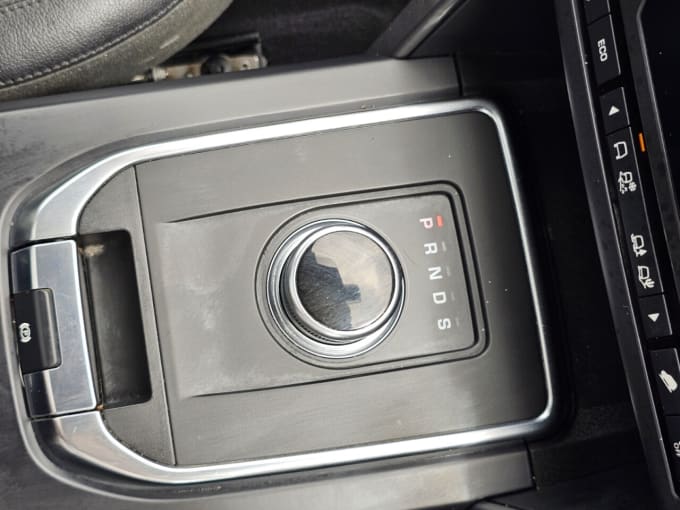 2025 Land Rover Discovery Sport