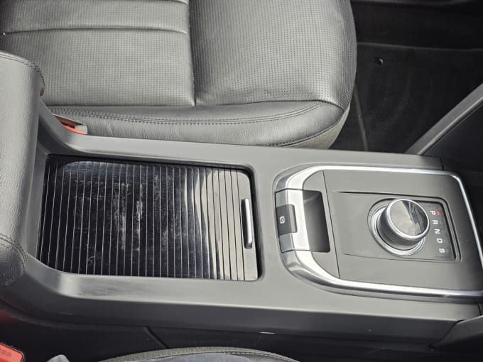 2025 Land Rover Discovery Sport