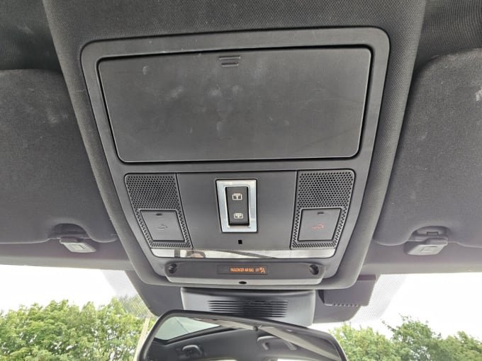 2025 Land Rover Discovery Sport