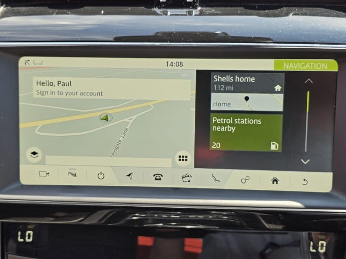 2025 Jaguar Xe