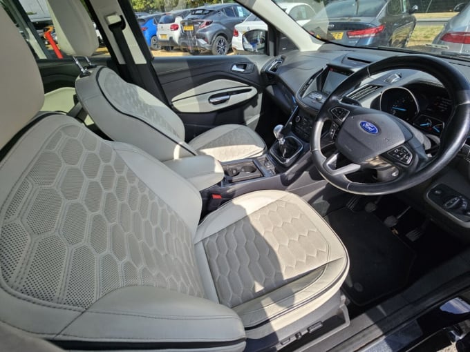 2025 Ford Kuga