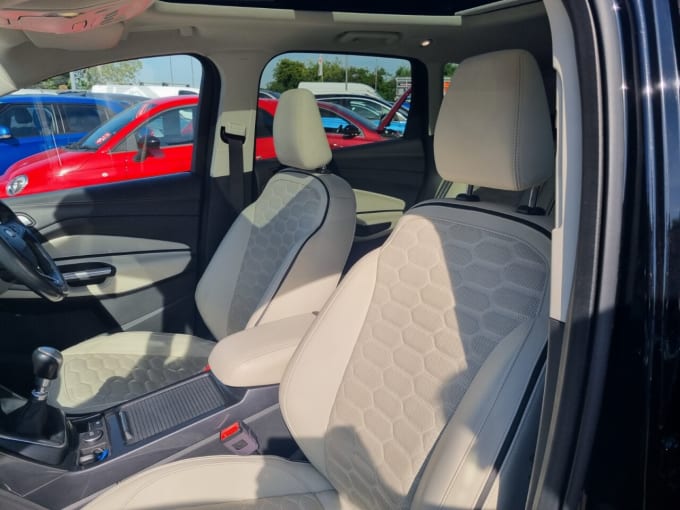 2025 Ford Kuga