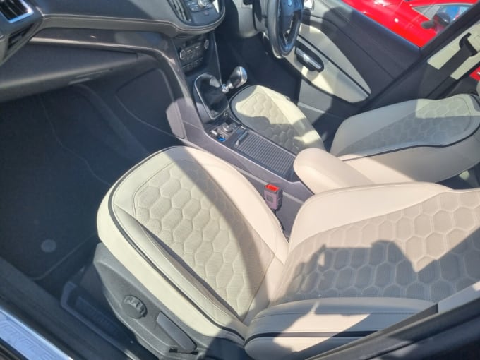 2025 Ford Kuga
