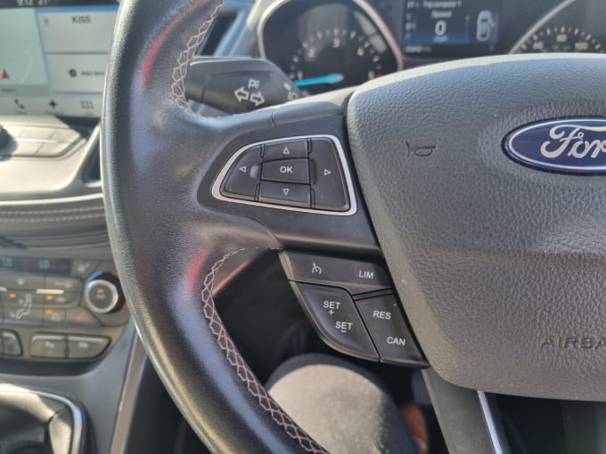 2025 Ford Kuga