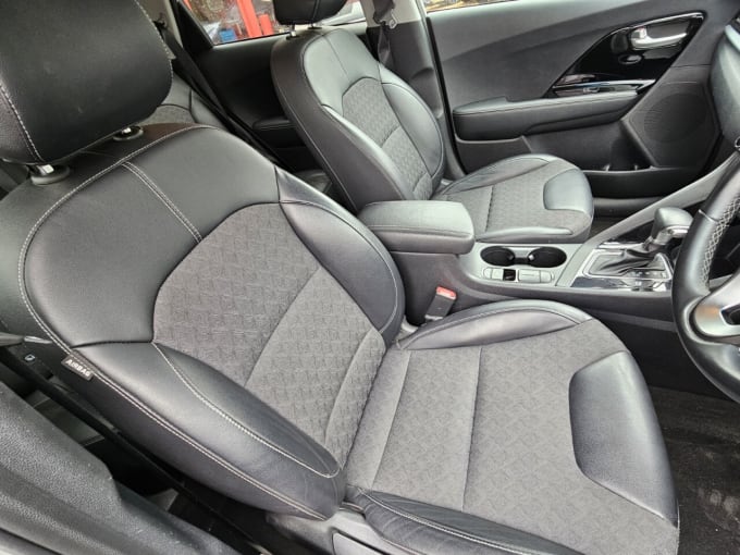 2025 Kia Niro