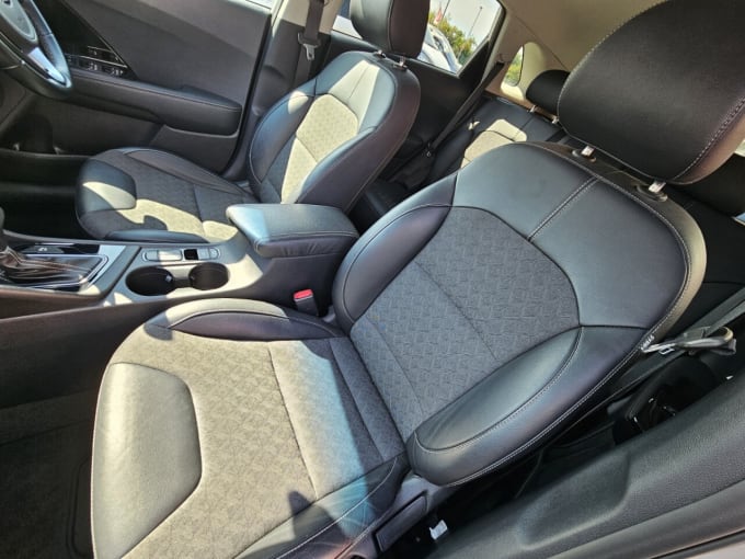 2025 Kia Niro
