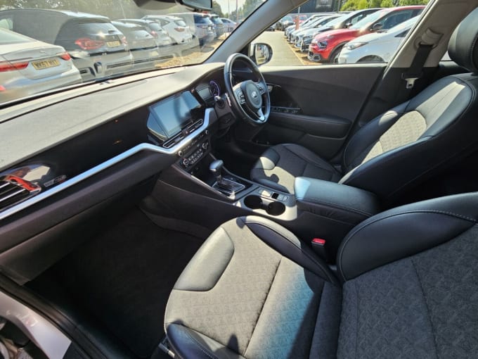 2025 Kia Niro