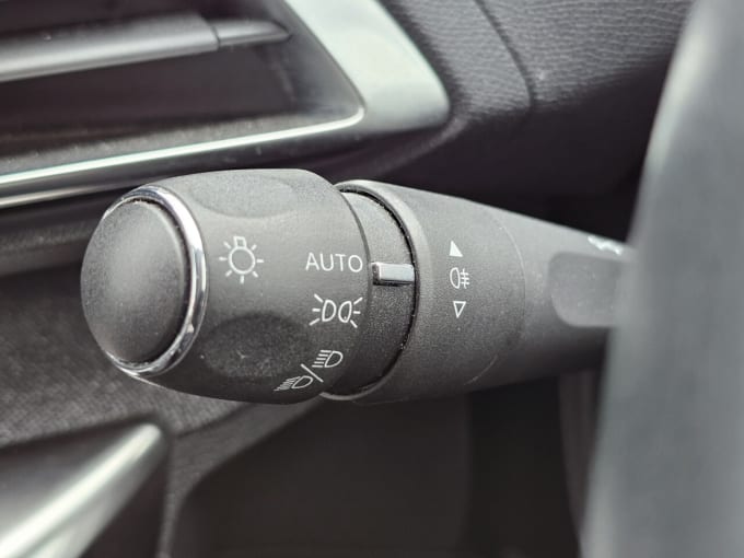 2025 Peugeot 3008