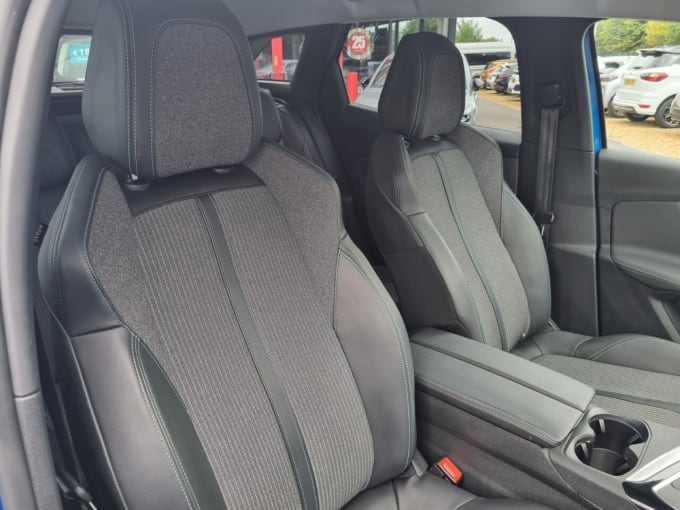 2025 Peugeot 3008