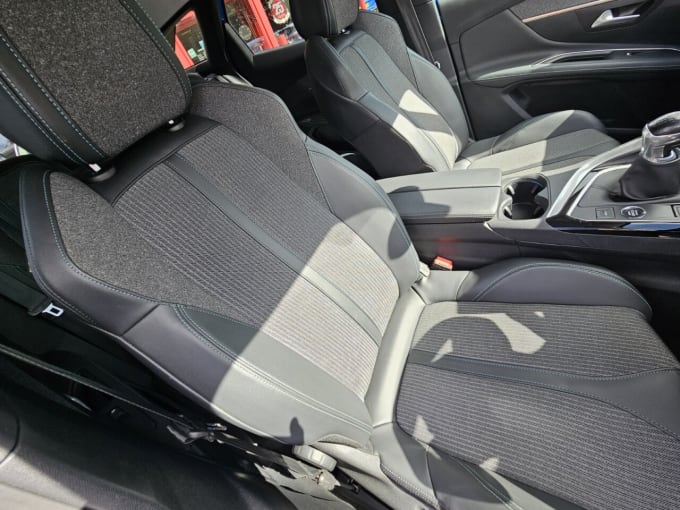 2021 Peugeot 3008