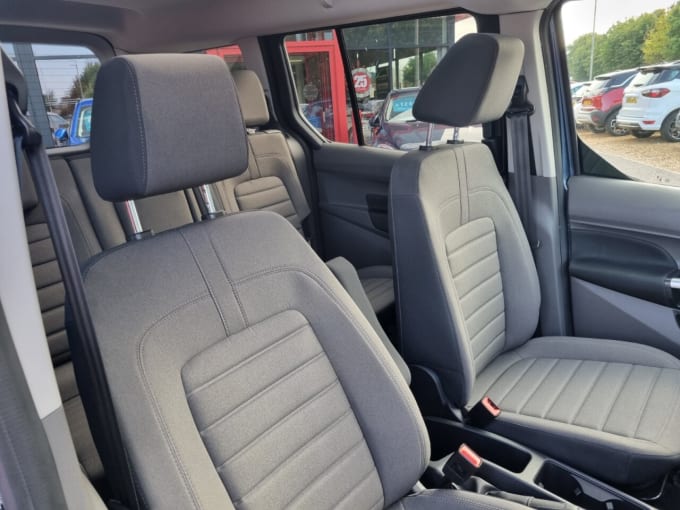 2025 Ford Grand Tourneo Connect