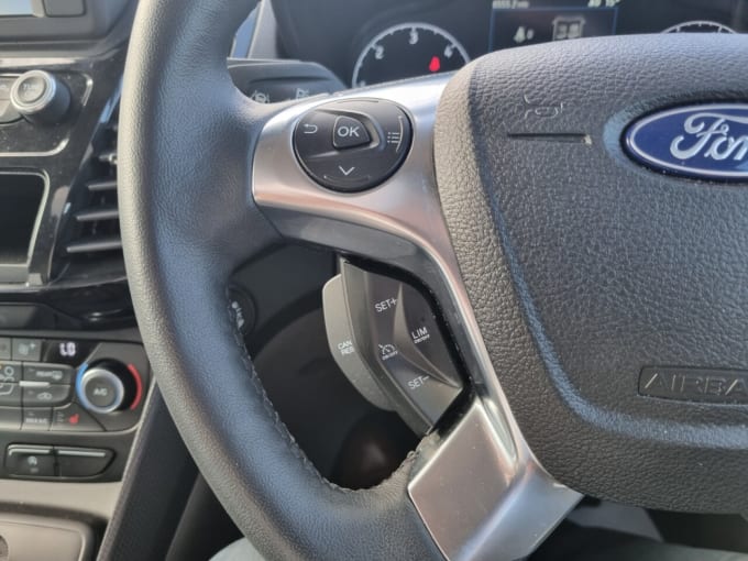 2025 Ford Grand Tourneo Connect