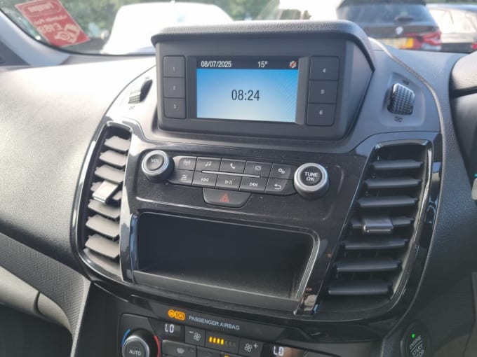 2025 Ford Grand Tourneo Connect