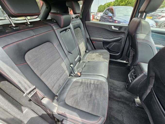 2025 Ford Kuga