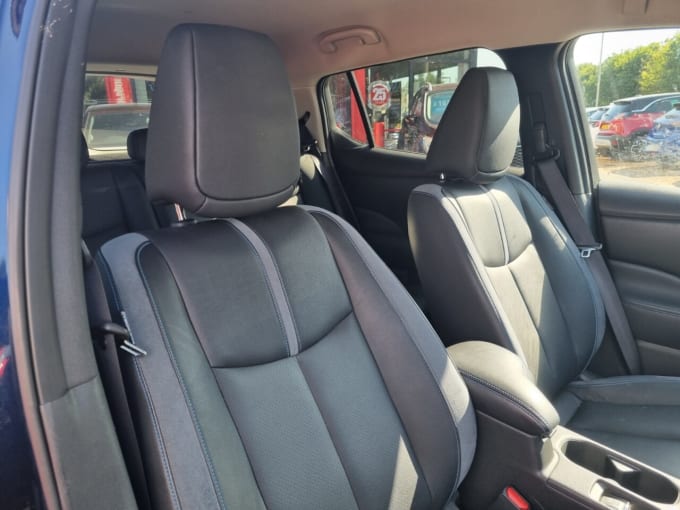 2025 Nissan Leaf