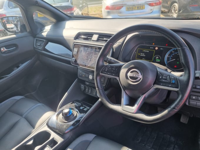 2025 Nissan Leaf