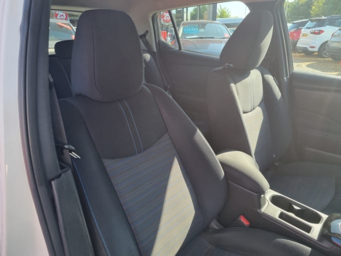 2025 Nissan Leaf
