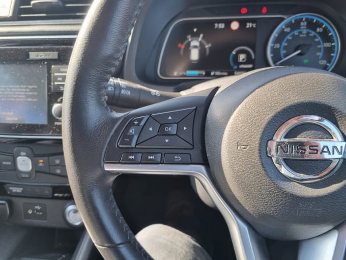 2025 Nissan Leaf