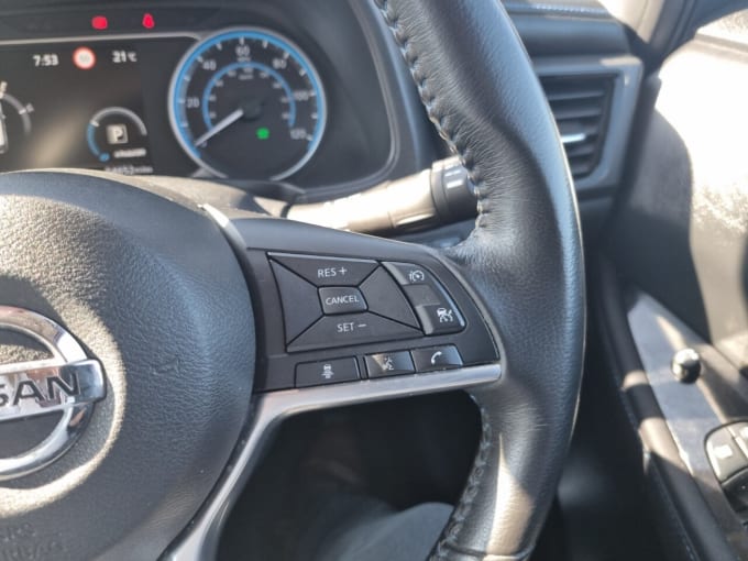2025 Nissan Leaf