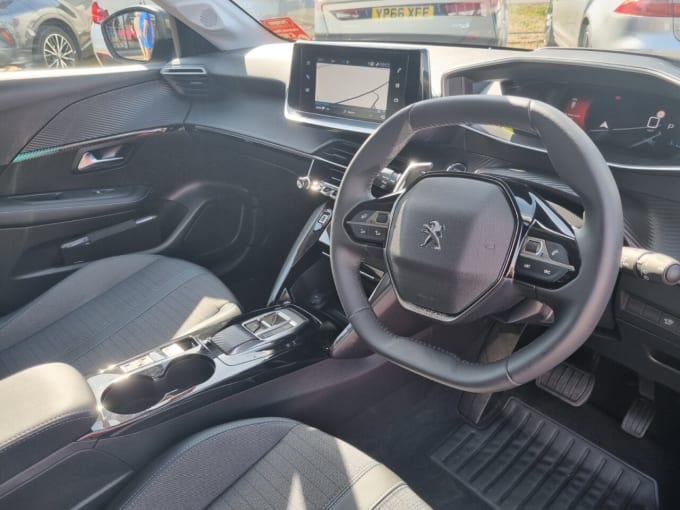 2025 Peugeot 208