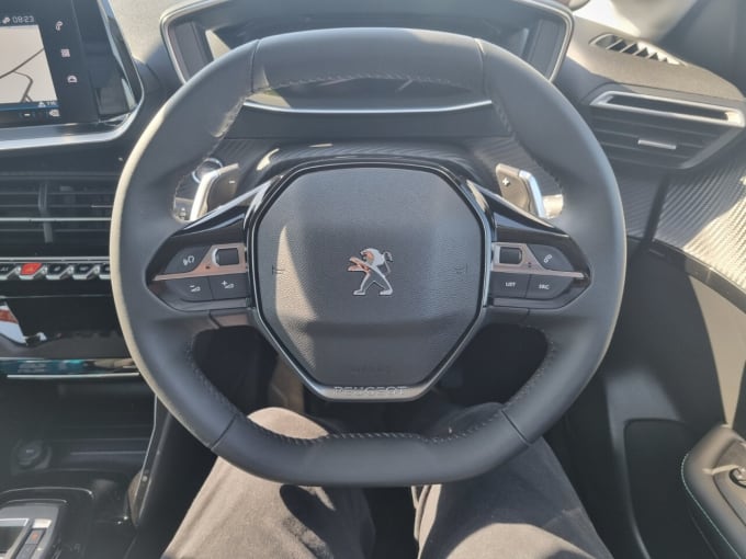 2025 Peugeot 208