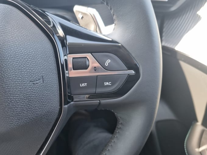 2025 Peugeot 208