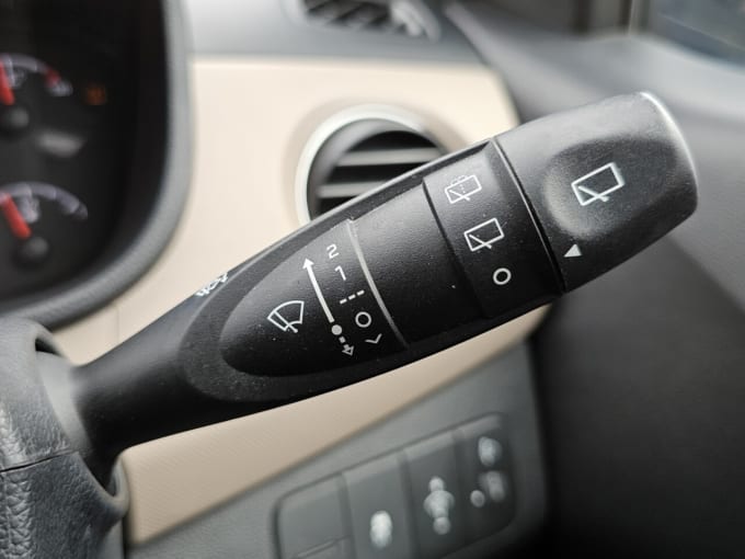 2025 Hyundai I10