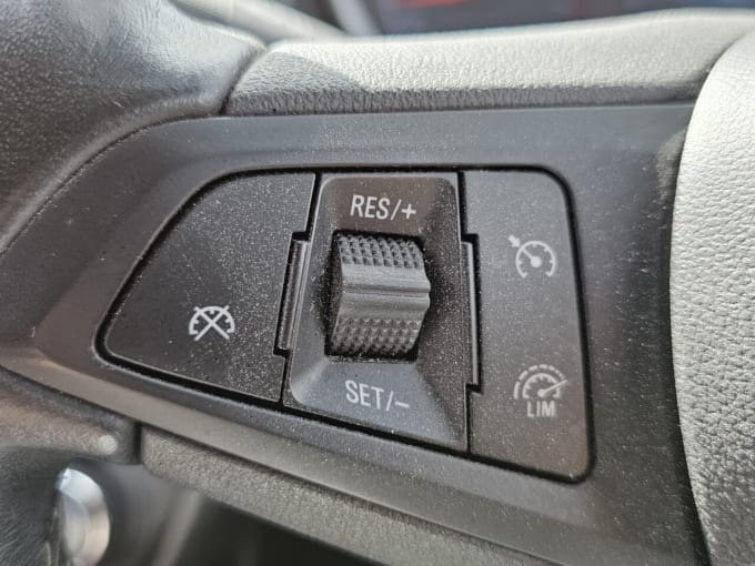 2025 Vauxhall Viva