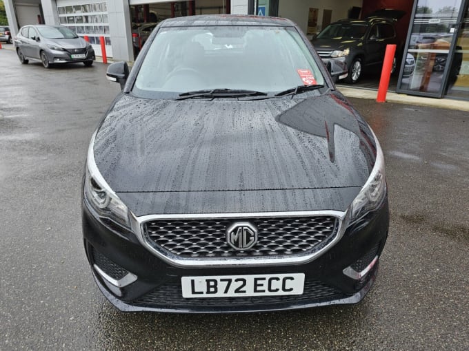 2025 Mg Mg3