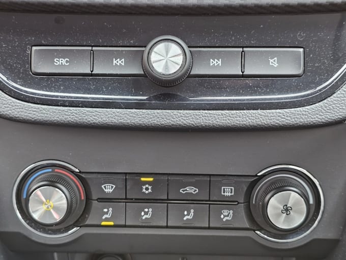 2025 Mg Mg3