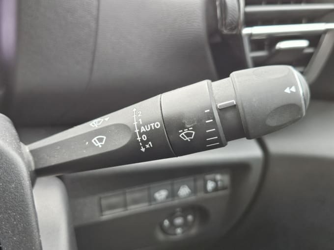 2025 Citroen C4