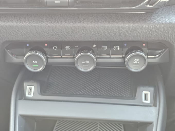 2022 Citroen C4