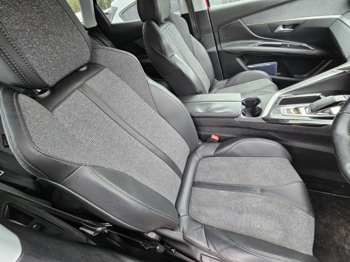 2025 Peugeot 3008
