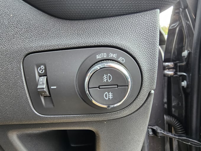 2025 Vauxhall Crossland