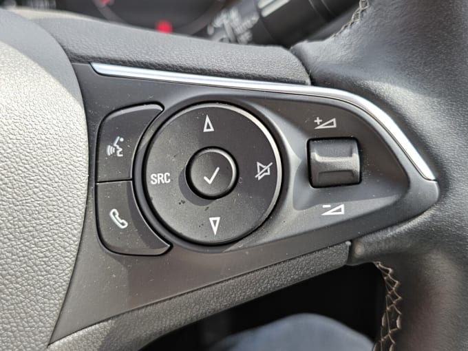 2025 Vauxhall Crossland