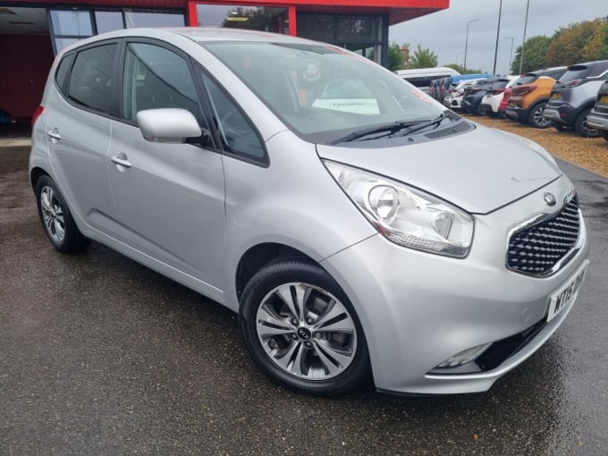 2025 Kia Venga