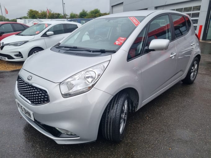 2025 Kia Venga
