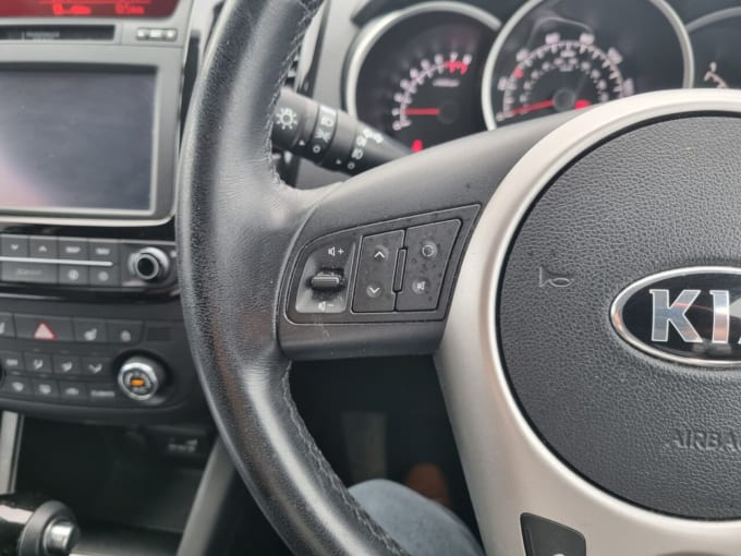 2025 Kia Venga