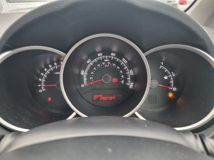 2025 Kia Venga