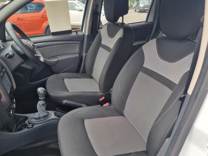 2025 Dacia Duster