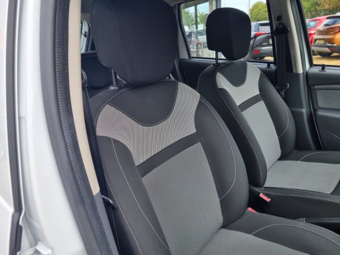 2025 Dacia Duster