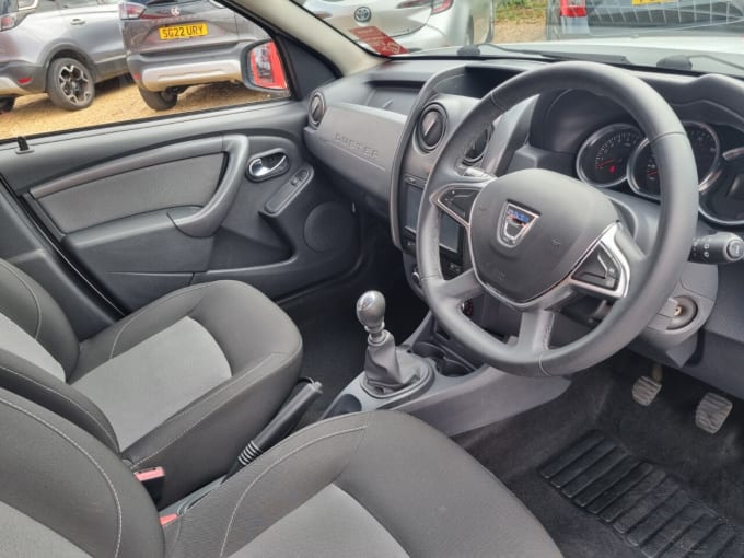 2025 Dacia Duster