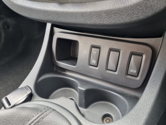 2025 Dacia Duster