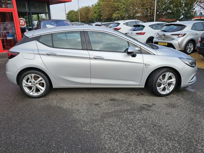 2025 Vauxhall Astra