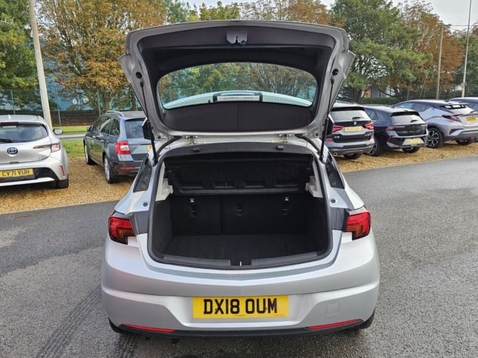 2025 Vauxhall Astra