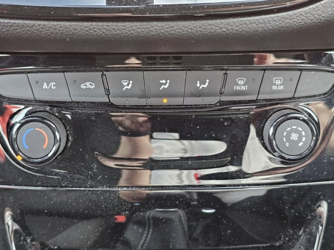 2025 Vauxhall Astra