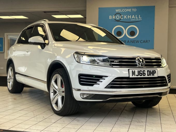 2025 Volkswagen Touareg