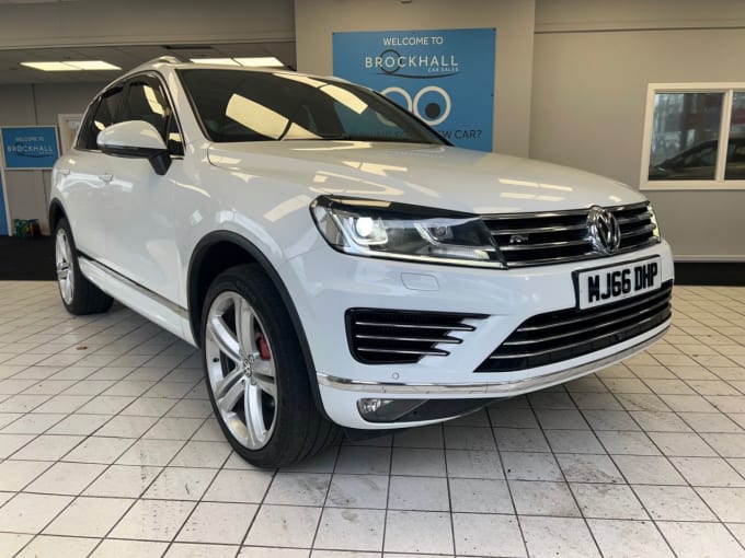 2025 Volkswagen Touareg