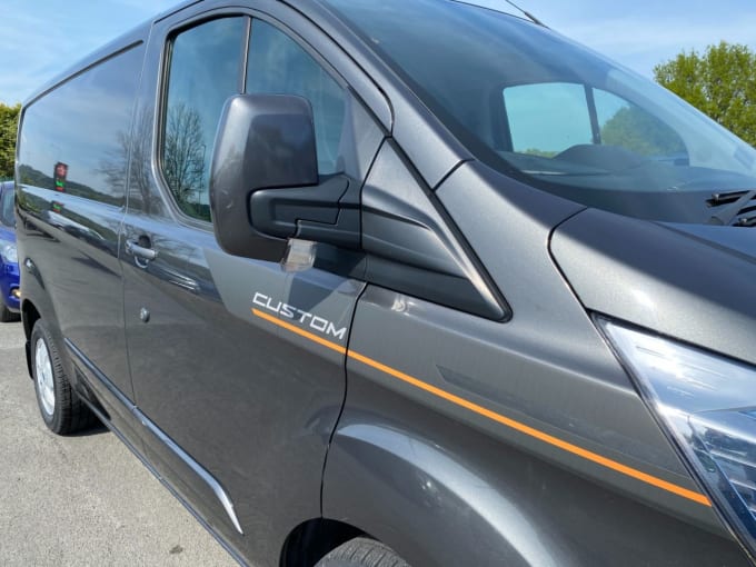 2025 Ford Transit Custom