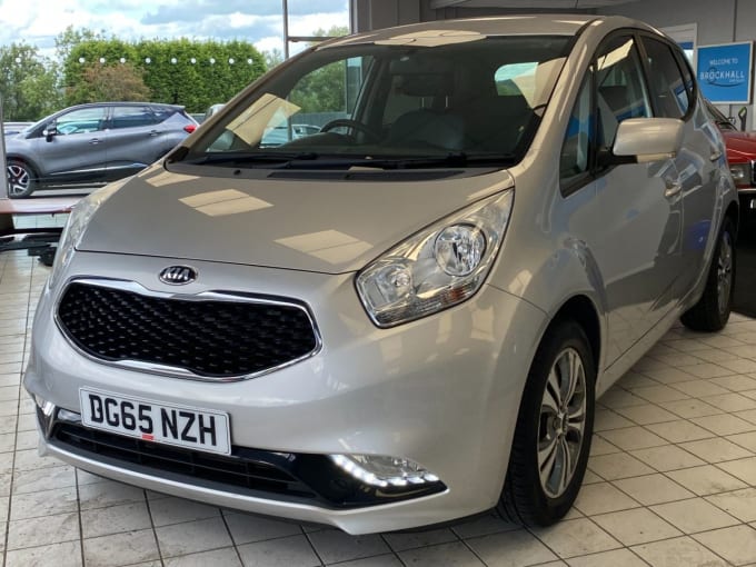 2025 Kia Venga